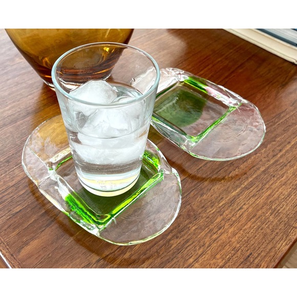 Two Modern Oval Green and Clear Glass Coasters - Picture 8 of 9